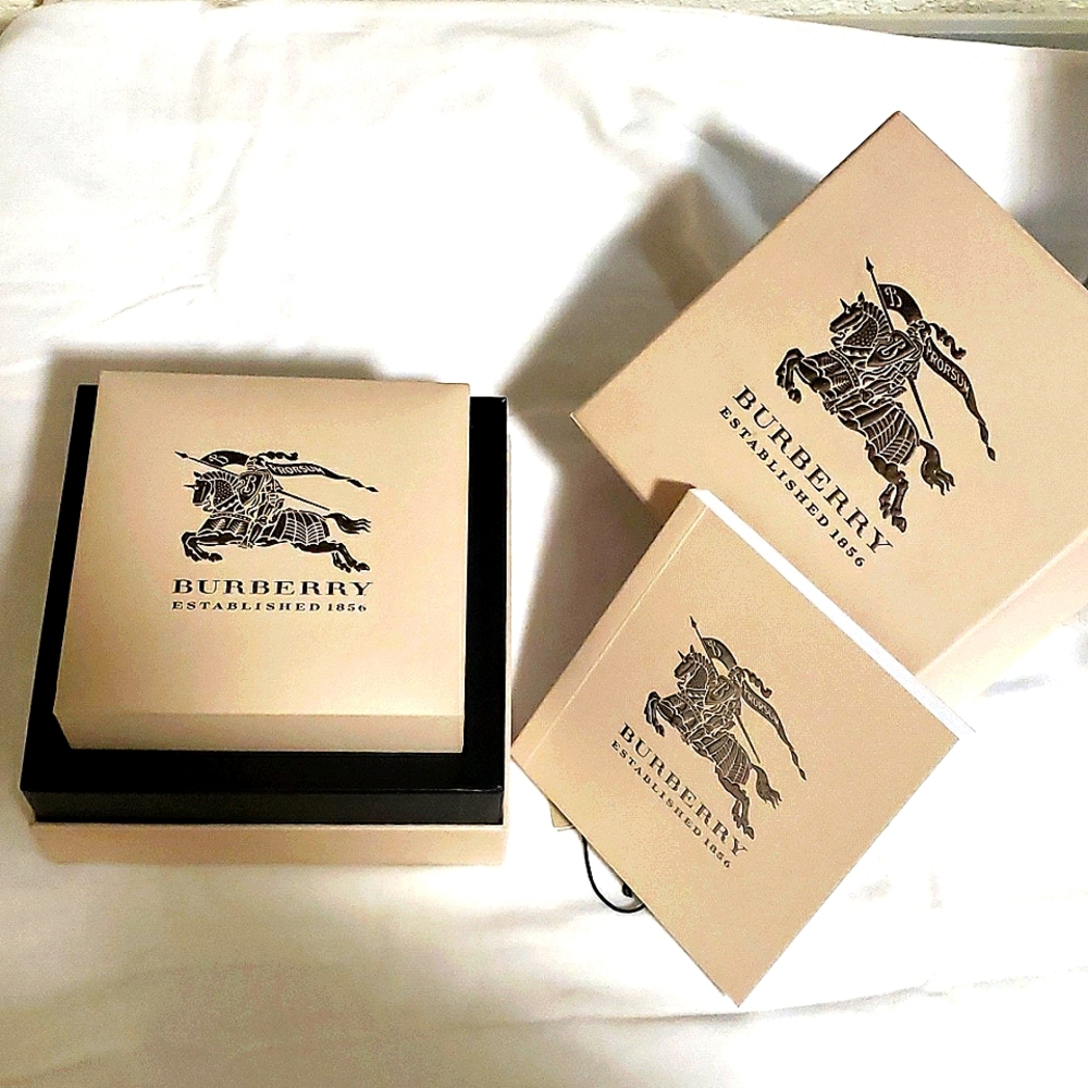 Burberry Watch Box